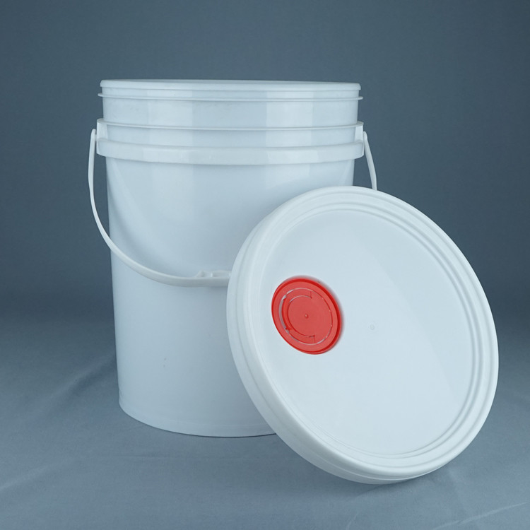 5L সাদা প্লাস্টিকের পেইন্টিং কলসি 1.2KG ওজন ঘর সাজানোর প্রকল্পের জন্য